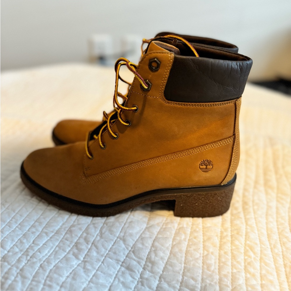 Women’s Timberland Boot - Picture 4 of 4